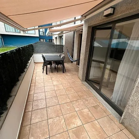 Con Terraza,2 Min De La Playa, Apartment *